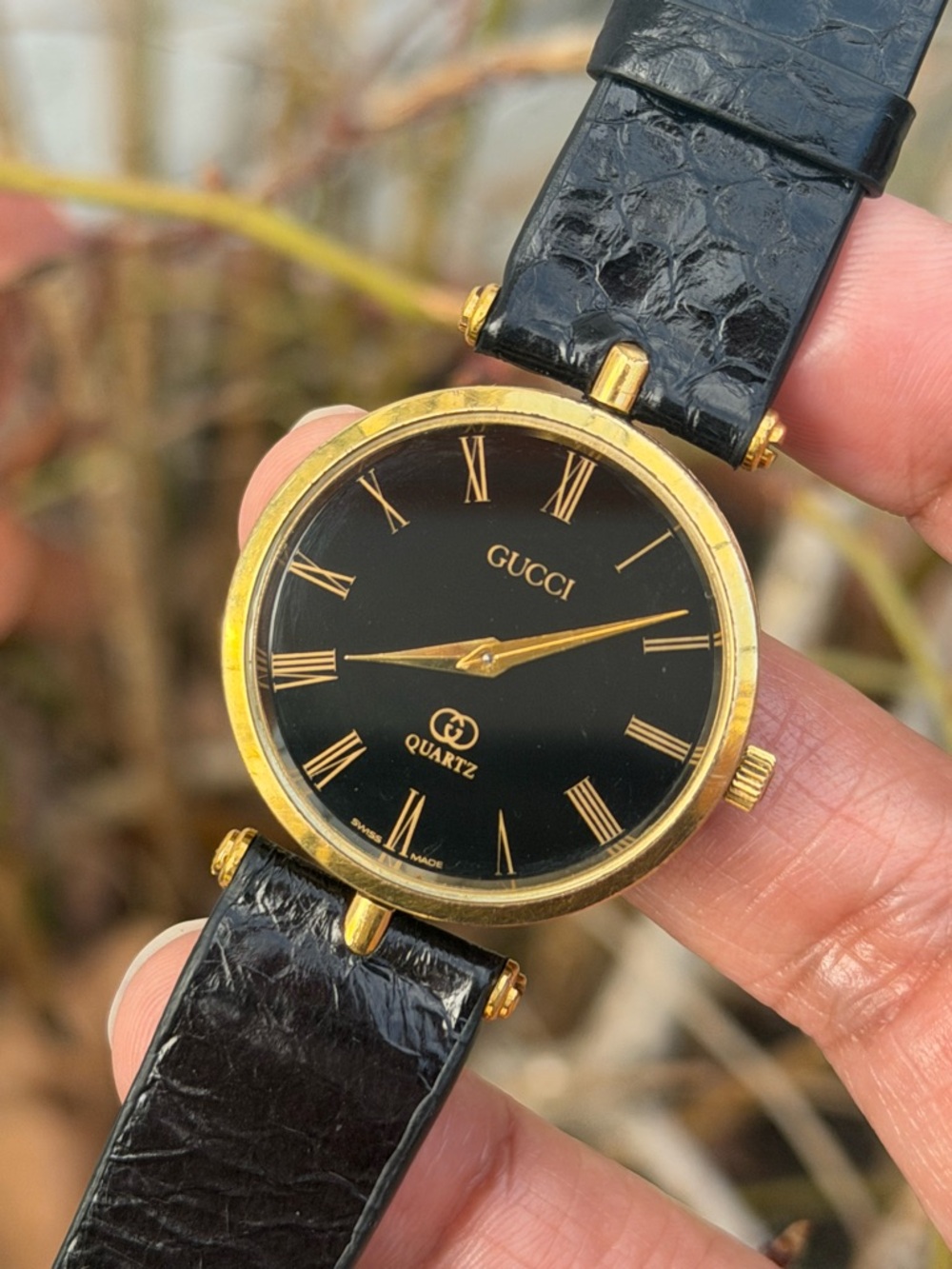 Vintage 1990s Gucci Sherry Line 2000M Unisex Watch - Picture 2 of 9